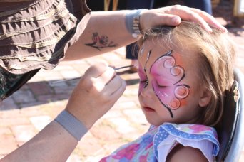 Facepainting by Leanne